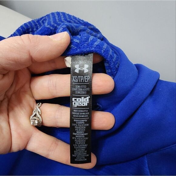 UNDER ARMOUR Hoodie Sweatshirt XStorm  & Loose T-shirt Blue Red Cold Gear  XS - Picture 4 of 6